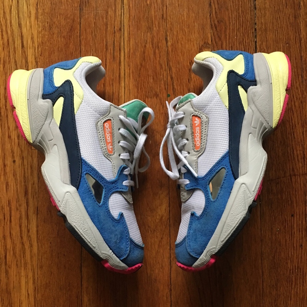 💫Adidas Falcon💫